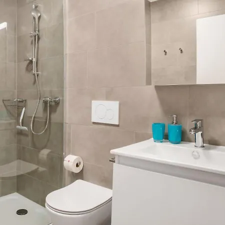 公寓 Loctowers A2-8-1 By Interhome