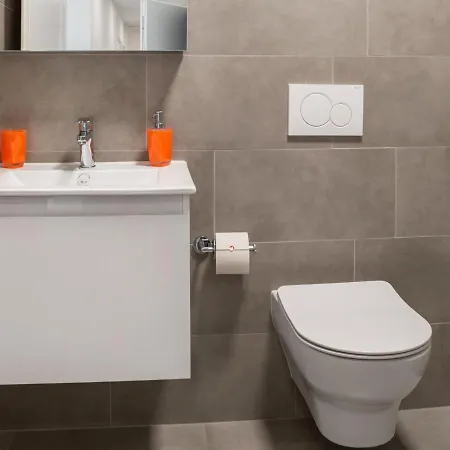 Apartman Loctowers A2-8-1 By Interhome *