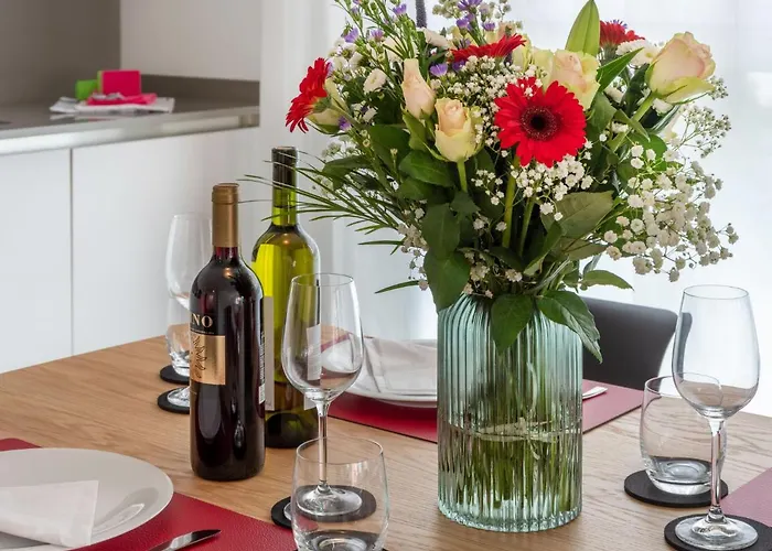 Loctowers A2-8-1 By Interhome شقة