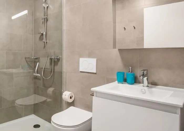 Lägenhet Loctowers A2-8-1 By Interhome