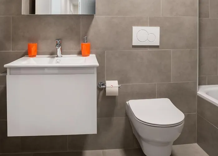 Lägenhet Loctowers A2-8-1 By Interhome *